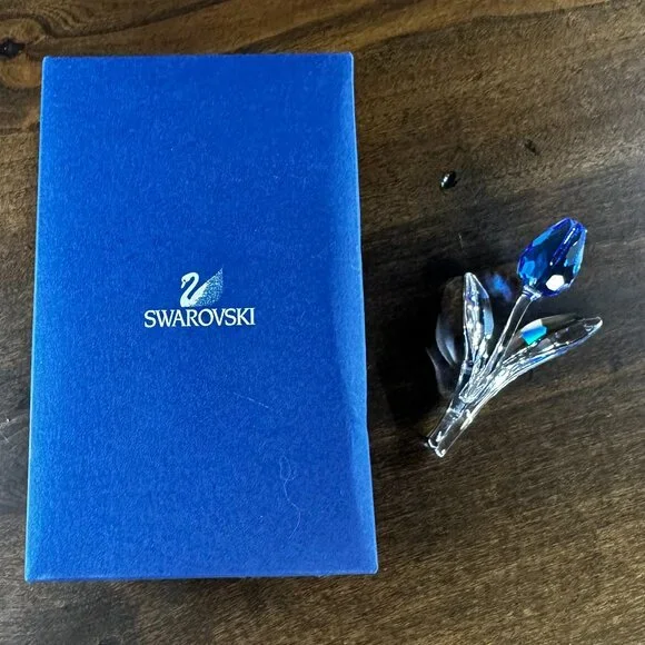 RETIRED Swarovski Crystal Society 2002 Member Renewal Gift - Blue Tulip - Picture 3 of 4